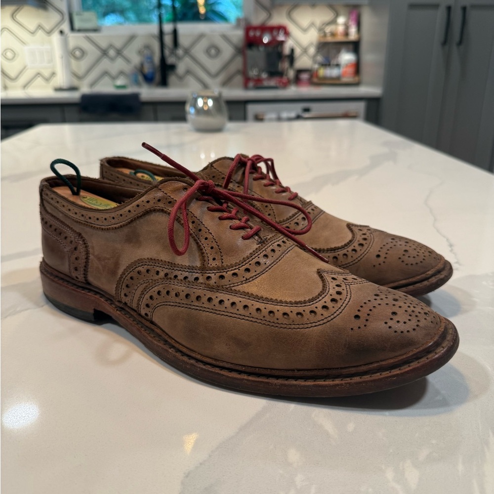 Allen Edmonds Wingtip Oxford dress shoes - Picture 2 of 6